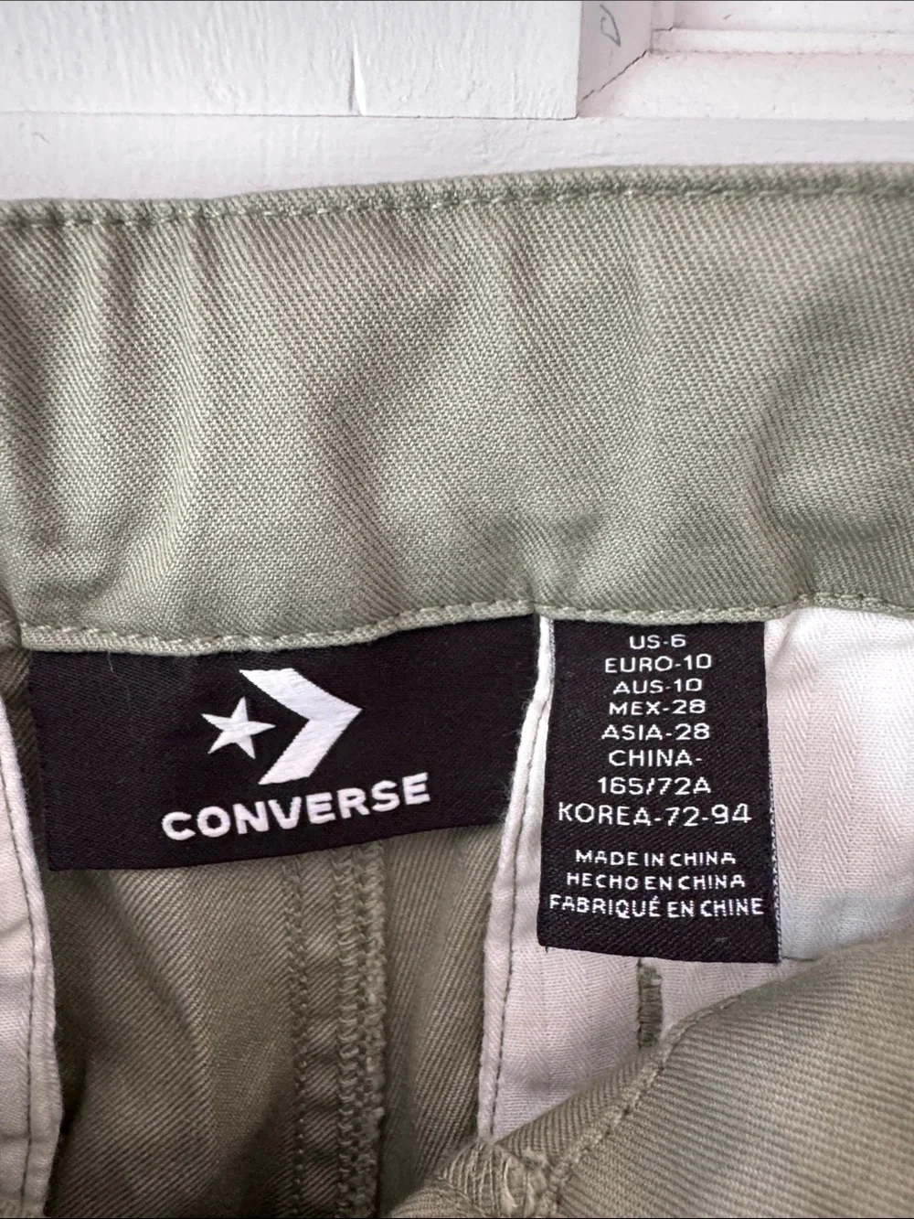 Converse relaxed straight